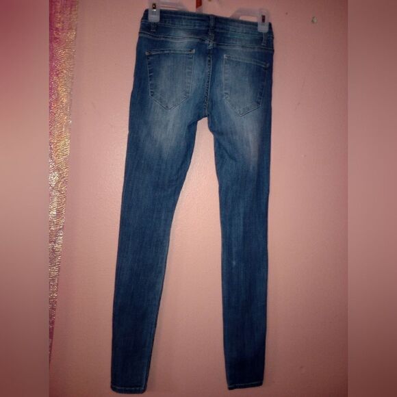Cello jeans; skinny, size 1; straight leg; excellent condition - Picture 7 of 9